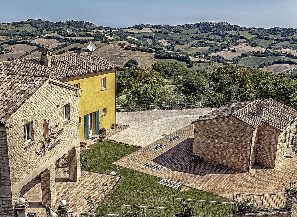 Il Ristoro Del Viandante Hotel Offagna Luaran gambar